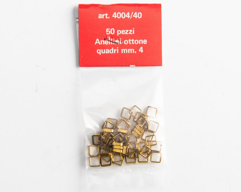 Amati AM4004-50 Anellini quadri in ottone 5 mm 50 pz modellismo