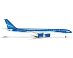 Azerbaijan Airlines Airbus A340-500 1:500 herpa HE524506