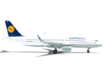 Lufthansa Airbus A320 with sharklets 1:500 herpa HE526326