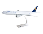 Lufthansa Cargo Boeing 777 Freighter 1:200 herpa HE609951