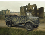 L1500A (Kfz.70) WWII German Personnel Car 1:35 icm ICM35525