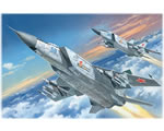 Mikoyan MiG-25 PD Soviet Heavy Interceptor Fighter 1:72 icm ICM72171