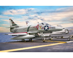 Douglas A-4E/F/G Skyhawk 1:48 italeri ITA2826