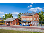 N Station Rauenstein with freight shed kibri KI37396