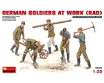 German Soldiers at work (RAD) 1:35 miniart MNA35065