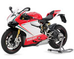 Ducati 1199 Panigale S Tricolore 1:12 tamiya TA14132