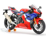 Honda CBR1100RR-R Fireblade SP 1:12 tamiya TA14138