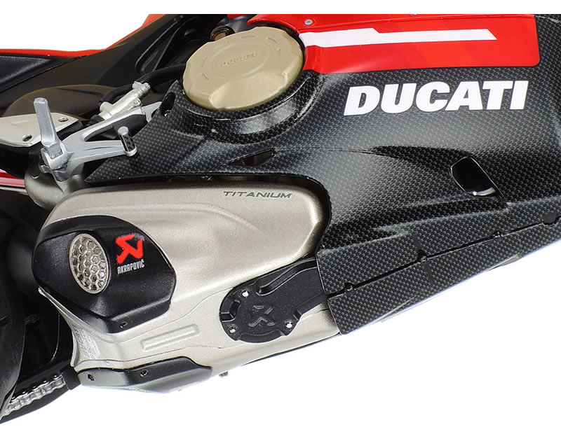Ducati Superleggera V4 1:12 tamiya TA14140