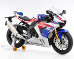 Honda CBR1000RR-R Fireblade SP 30th Anniversary 1:12 tamiya TA14141