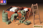 German Tank Engine Maintenance Crew 1:35 tamiya TA35180